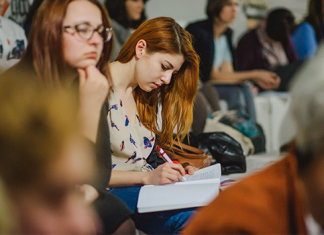 „Nimic despre noi fără noi”. 10 sfaturi pentru presa care scrie despre comunitatea LGBTQI+ | GENDERDOC-M